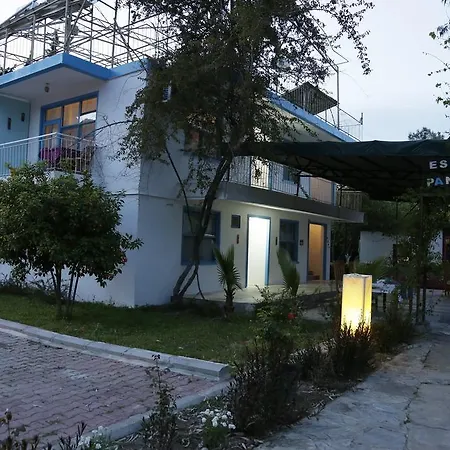 Guest house Esralina